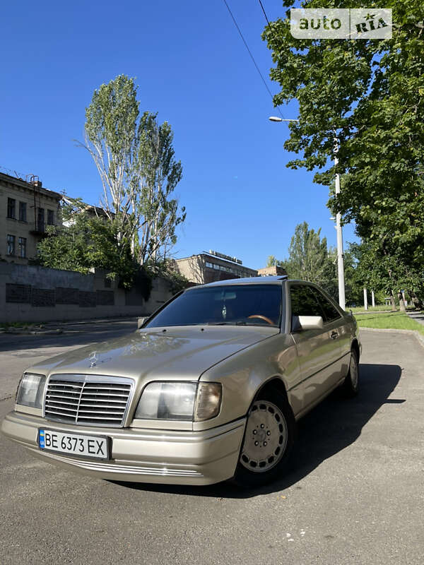 Купе Mercedes-Benz E-Class 1992 в Миколаєві