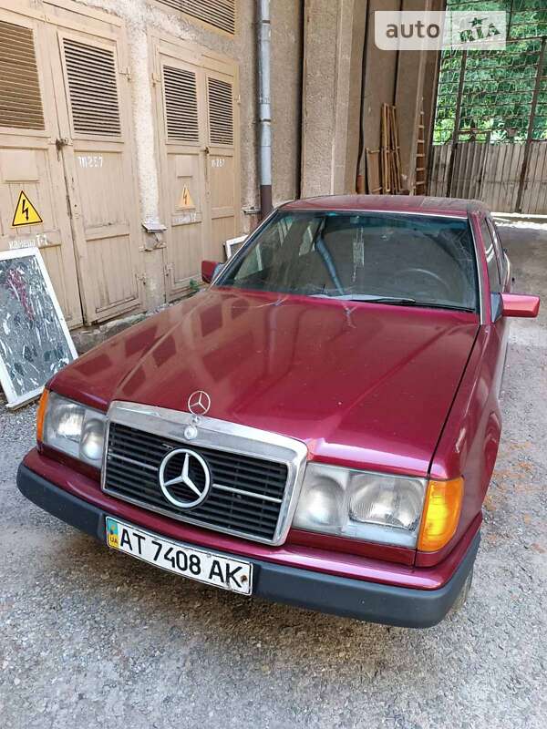 Седан Mercedes-Benz E-Class 1989 в Івано-Франківську