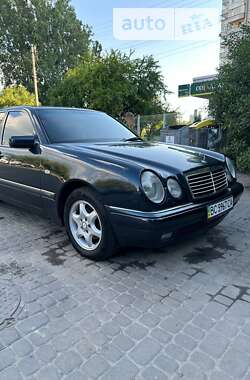 Седан Mercedes-Benz E-Class 1999 в Львове