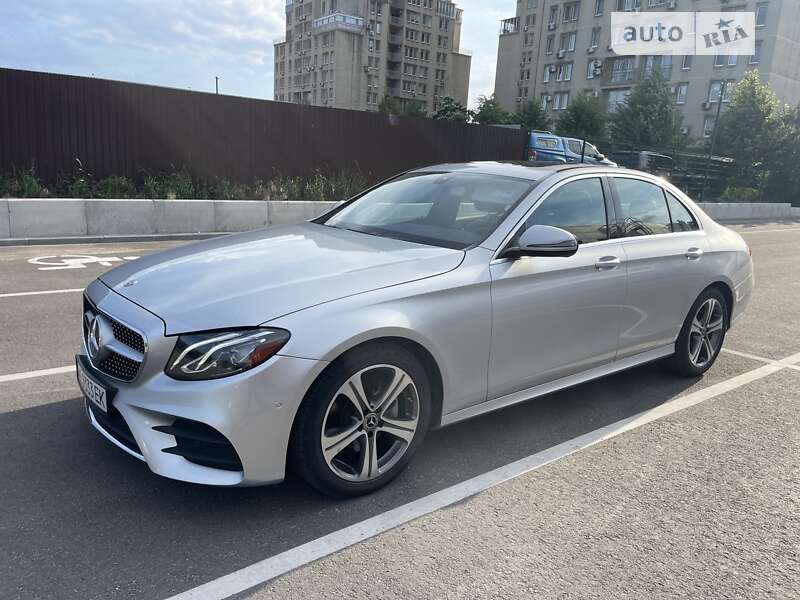 Седан Mercedes-Benz E-Class 2018 в Киеве