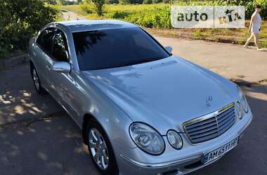 Седан Mercedes-Benz E-Class 2002 в Бердичеві