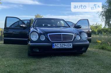 Седан Mercedes-Benz E-Class 2001 в Нововолынске