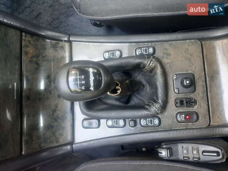 Седан Mercedes-Benz E-Class 1997 в Чорткове