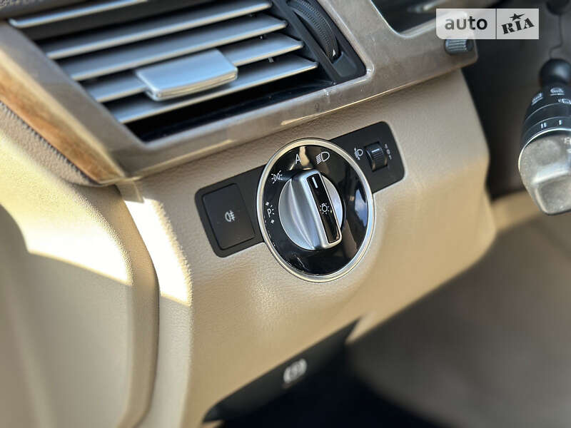 Універсал Mercedes-Benz E-Class 2011 в Старокостянтинові