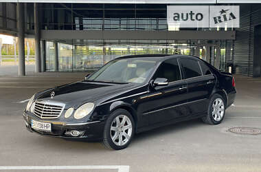 Седан Mercedes-Benz E-Class 2008 в Киеве