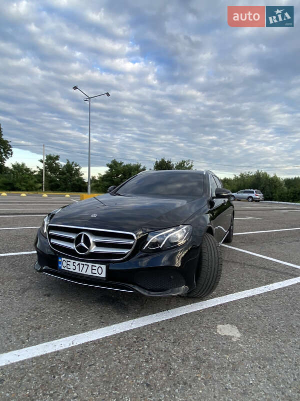 Універсал Mercedes-Benz E-Class 2018 в Чернівцях