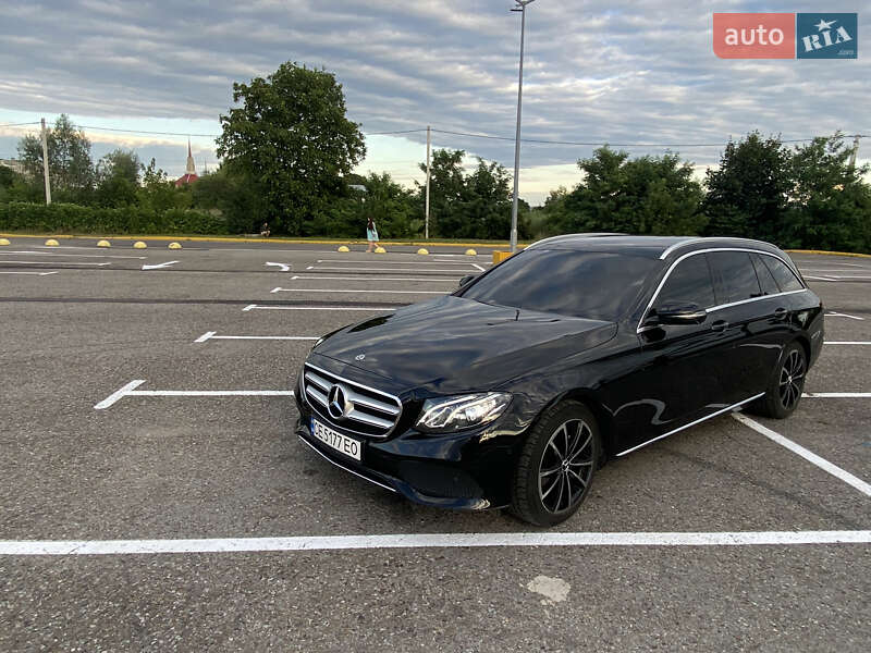 Універсал Mercedes-Benz E-Class 2018 в Чернівцях