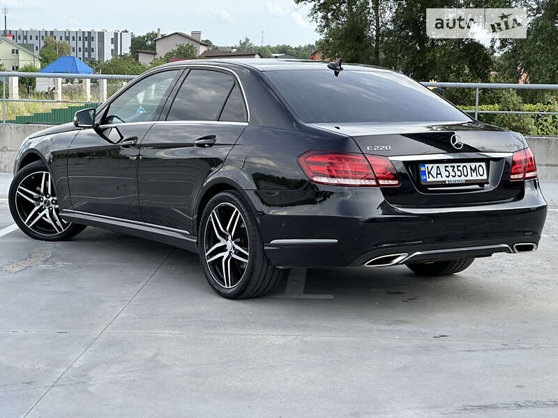 Седан Mercedes-Benz E-Class 2015 в Киеве