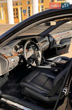 Седан Mercedes-Benz E-Class 2011 в 