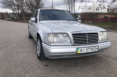 Седан Mercedes-Benz E-Class 1994 в Белой Церкви