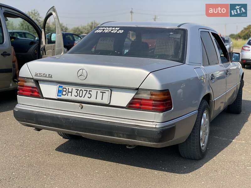Седан Mercedes-Benz E-Class 1992 в Одесі