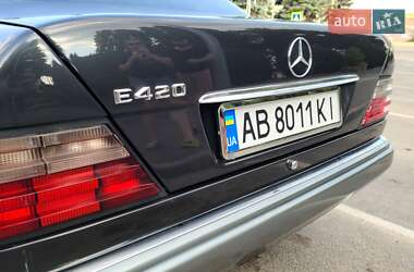 Седан Mercedes-Benz E-Class 1994 в 
