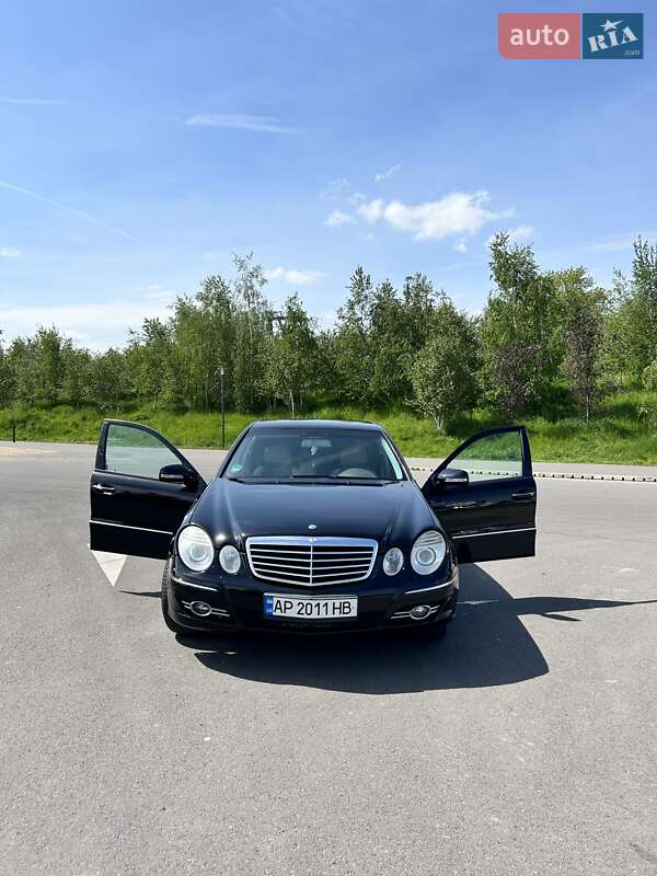 Седан Mercedes-Benz E-Class 2006 в Львові