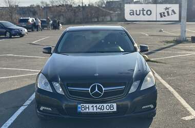 Седан Mercedes-Benz E-Class 2011 в Одессе