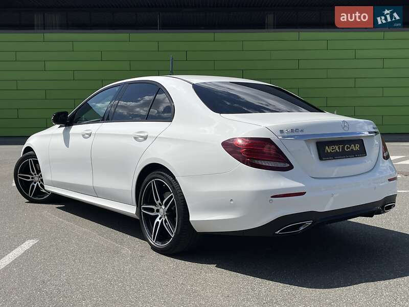 Седан Mercedes-Benz E-Class 2017 в Киеве
