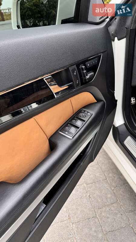 Купе Mercedes-Benz E-Class 2012 в Львове