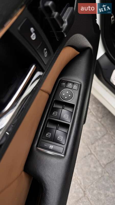 Купе Mercedes-Benz E-Class 2012 в Львове