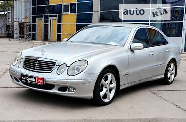 Седан Mercedes-Benz E-Class 2003 в Харкові