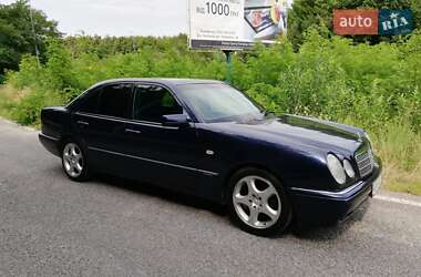 Седан Mercedes-Benz E-Class 1995 в Ужгороде