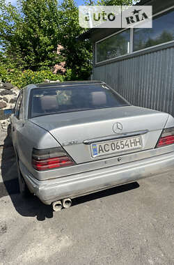 Седан Mercedes-Benz E-Class 1994 в Луцьку