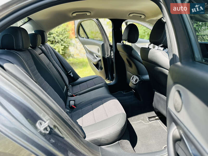 Седан Mercedes-Benz E-Class 2019 в Лохвице