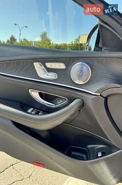 Седан Mercedes-Benz E-Class 2018 в 