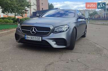 Седан Mercedes-Benz E-Class 2017 в Киеве