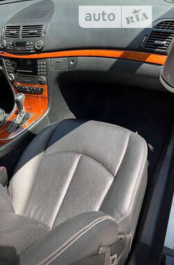 Седан Mercedes-Benz E-Class 2006 в 