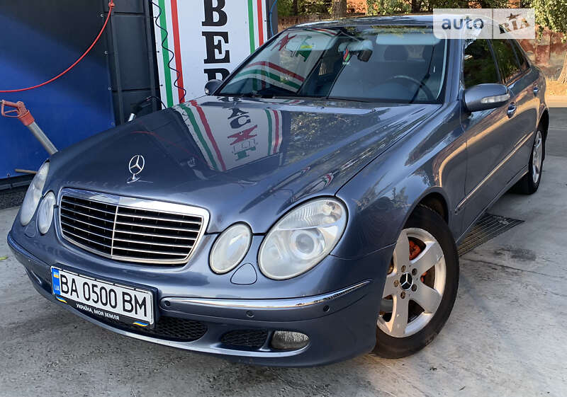 Седан Mercedes-Benz E-Class 2003 в Кропивницькому