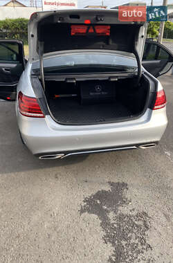 Седан Mercedes-Benz E-Class 2014 в Солотвине