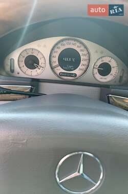 Седан Mercedes-Benz E-Class 2006 в Виноградове