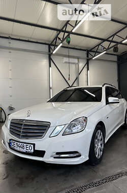 Універсал Mercedes-Benz E-Class 2012 в Чернівцях