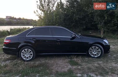 Седан Mercedes-Benz E-Class 2012 в 