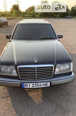 Седан Mercedes-Benz E-Class 1994 в Полтаві