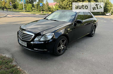 Седан Mercedes-Benz E-Class 2012 в Киеве