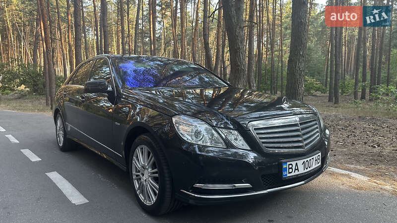 Седан Mercedes-Benz E-Class 2012 в Полтаве фото 4 Седан Mercedes-Benz E-Class 2012 в Полтаве