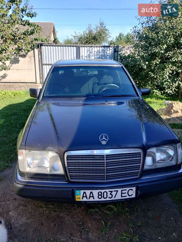 Седан Mercedes-Benz E-Class 1994 в Баранівці