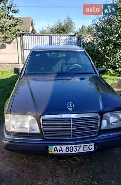 Седан Mercedes-Benz E-Class 1994 в Баранівці