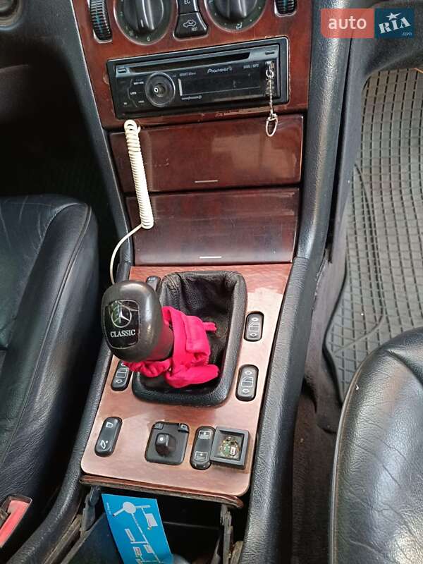 Седан Mercedes-Benz E-Class 1997 в Березному