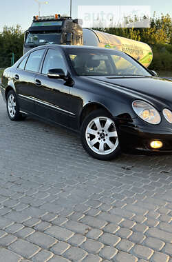 Седан Mercedes-Benz E-Class 2007 в Львове