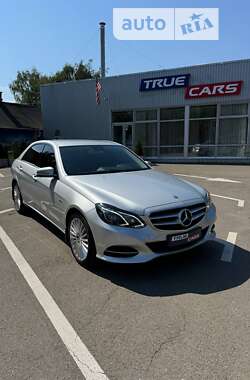 Седан Mercedes-Benz E-Class 2015 в Киеве