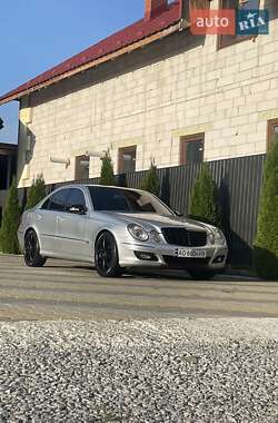 Седан Mercedes-Benz E-Class 2006 в 