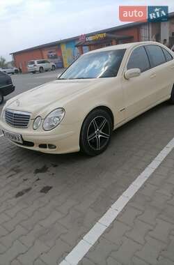 Седан Mercedes-Benz E-Class 2005 в Новій Одесі