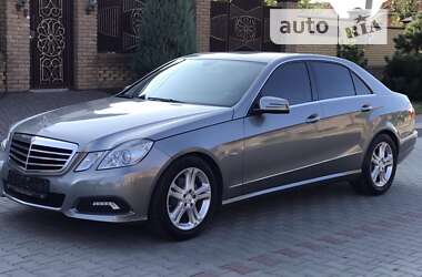 Седан Mercedes-Benz E-Class 2010 в Луцьку