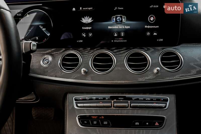 Седан Mercedes-Benz E-Class 2020 в Киеве
