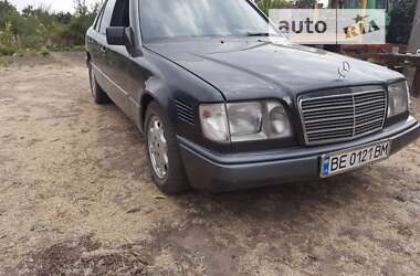 Седан Mercedes-Benz E-Class 1995 в Братском