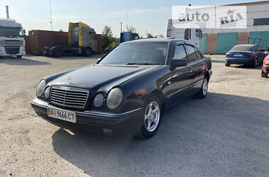 Седан Mercedes-Benz E-Class 1995 в Белой Церкви