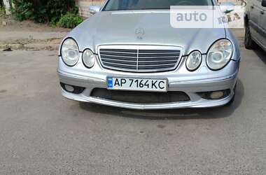 Седан Mercedes-Benz E-Class 2002 в Запорожье