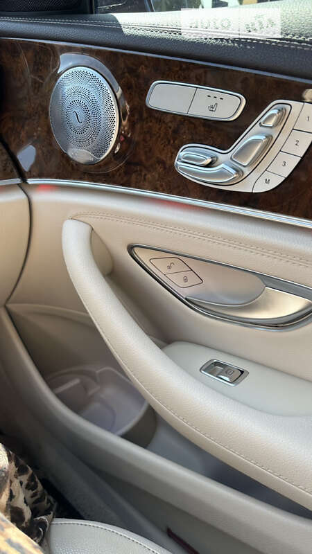 Универсал Mercedes-Benz E-Class 2018 в Нововолынске