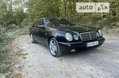 Седан Mercedes-Benz E-Class 1999 в Виннице